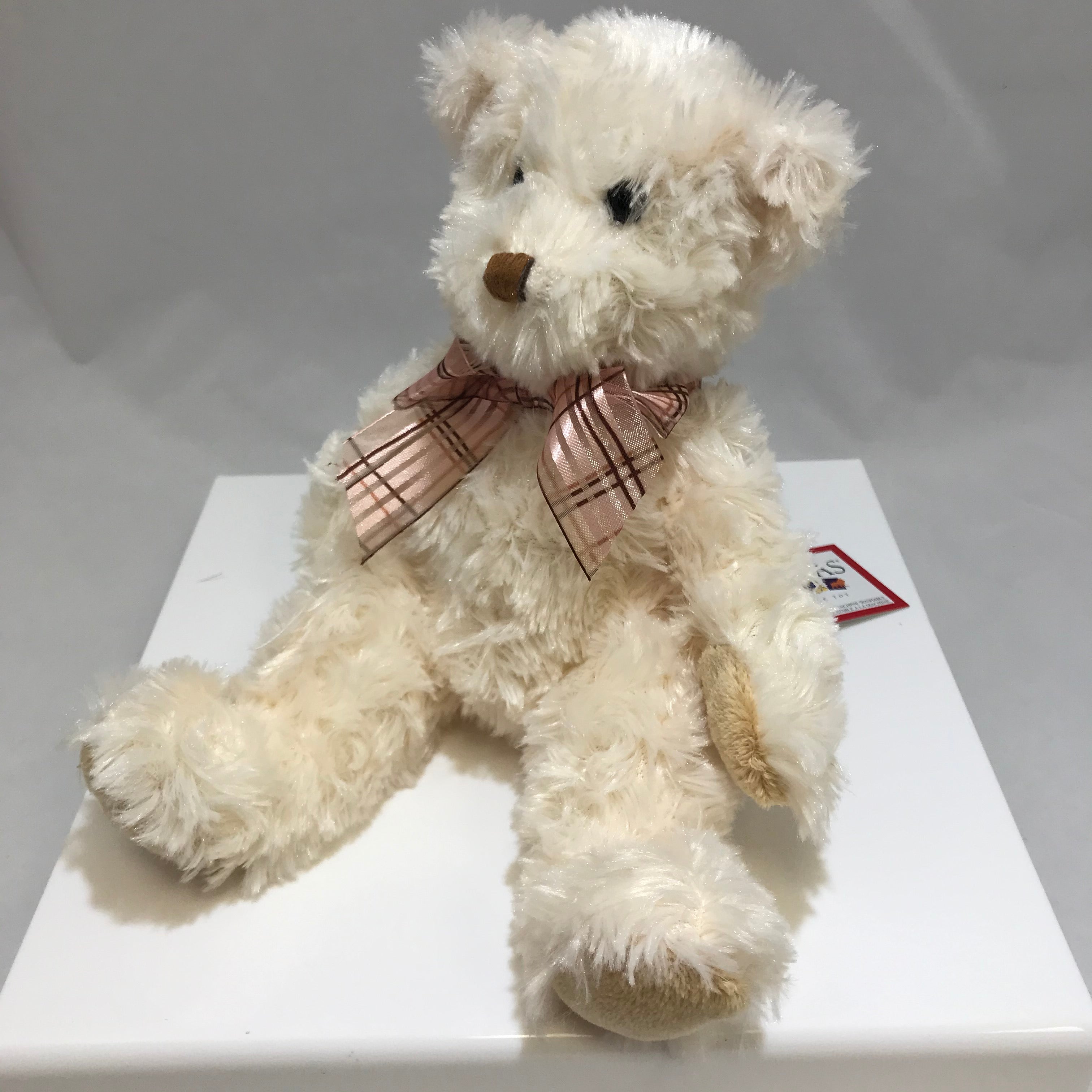 Cream Fuzzy Bear – Cape Cod Chocolatier